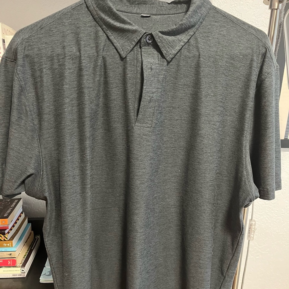 Vuori Men’s Strato Tech Polo shirt size L